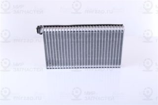 Испаритель, кондиционер NISSENS 92310