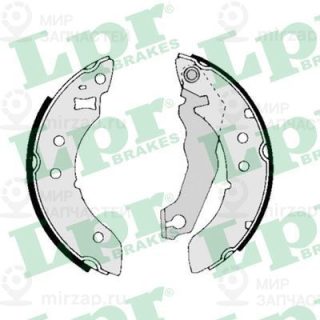 Комплект тормозных колодок LPR 01390