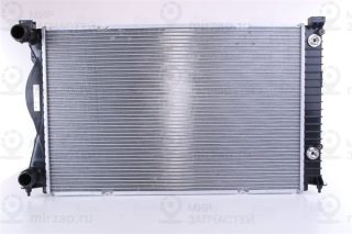 Радиатор охлаждения двигателя NISSENS 60237A