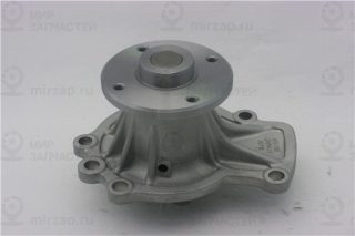 Насос водяной (охлаждение двигателя) GMB GWN79A