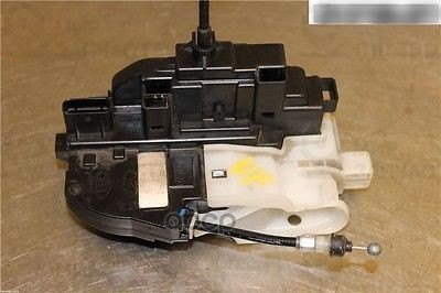 замок двери
 HYUNDAI 813101H000