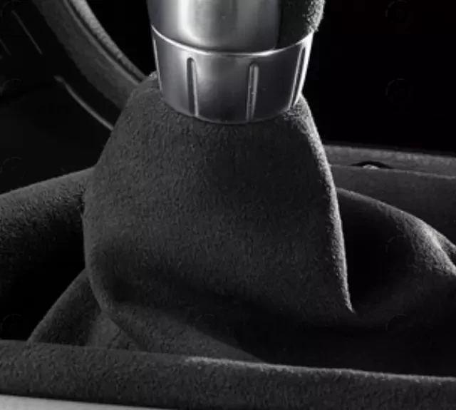 Гофр.кожух д. рычага МКПП Performance ALCANTARA
 BMW 25110435848