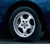 дисковое колесо легкосплавное 7JX17     ET:39
 BMW 36113401197