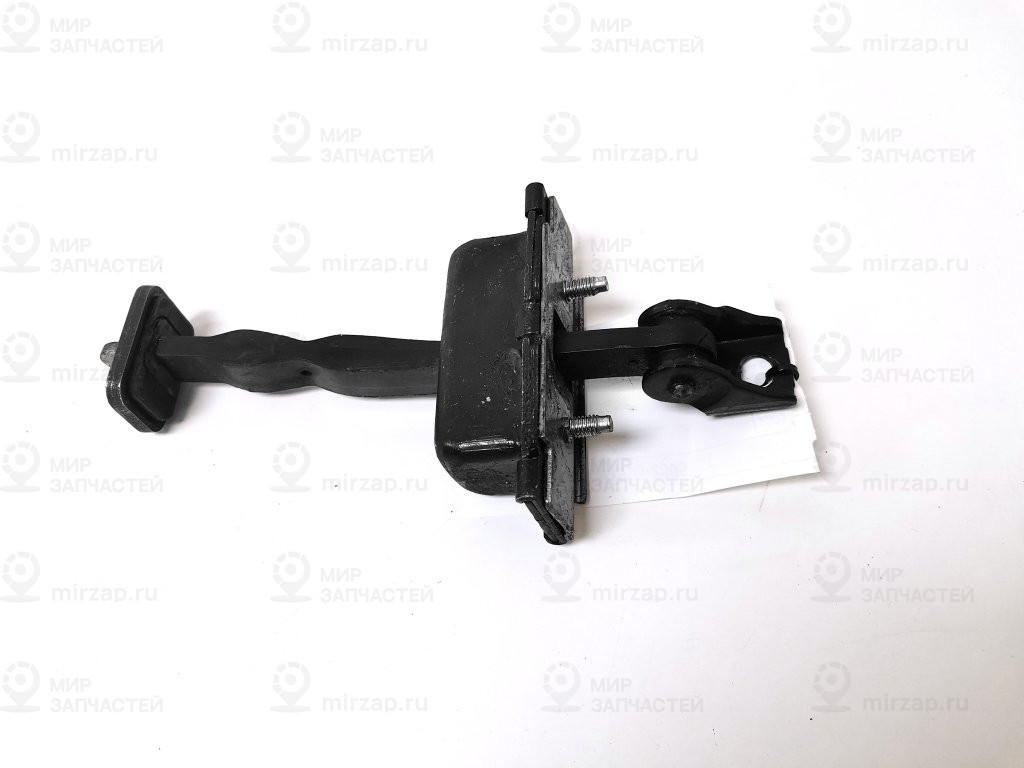 Кронштейн двери
 Mercedes-Benz A1637200016