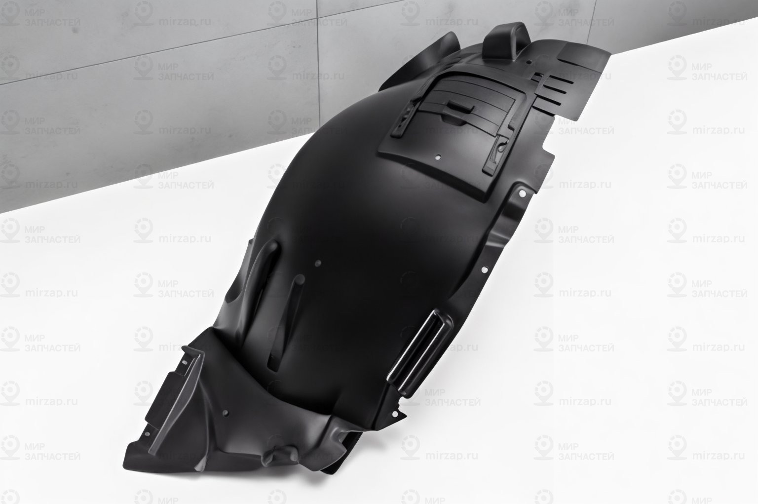 Накладка колесной арки
 Mercedes-Benz A1668802605