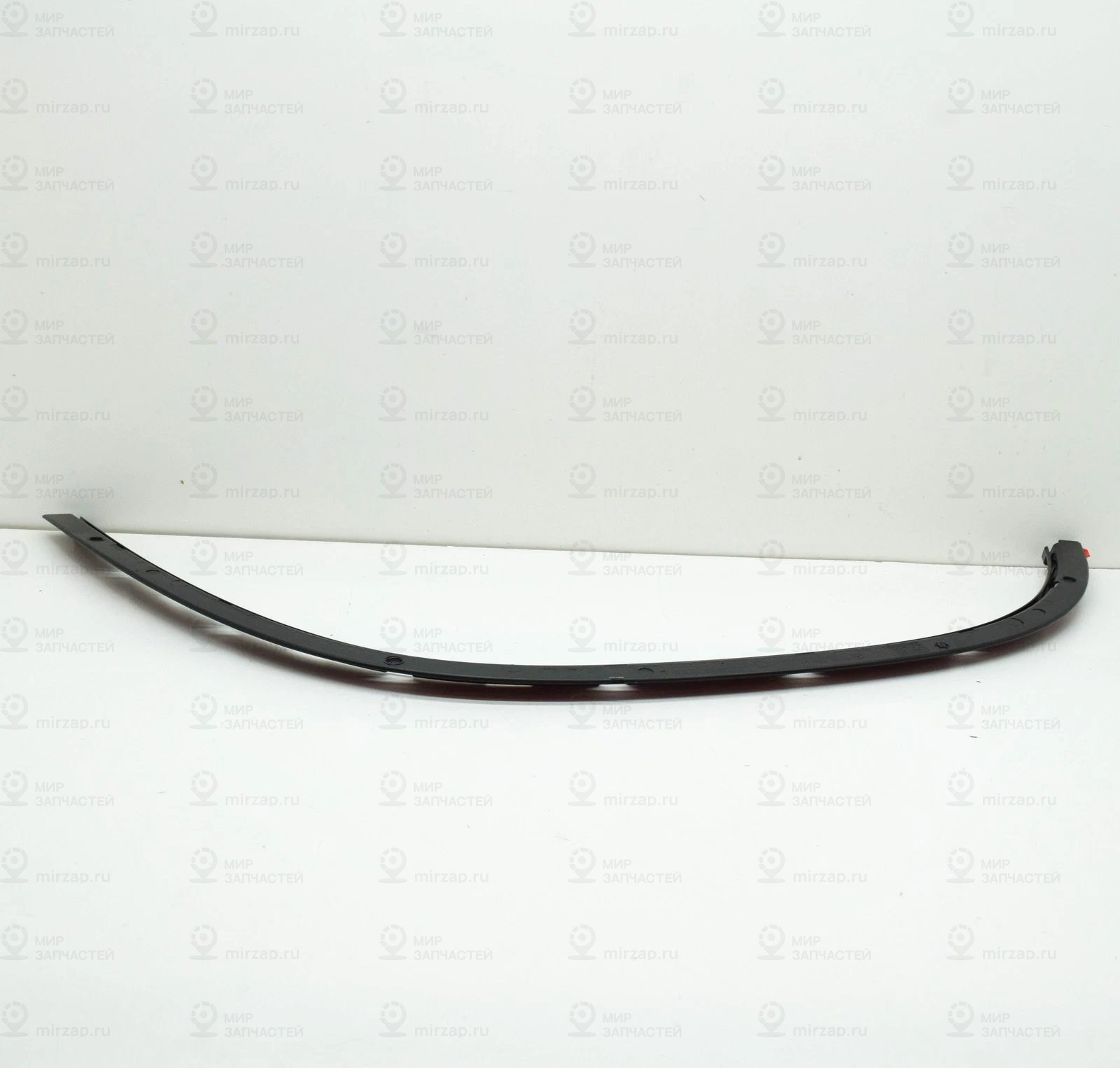Накладка колесной арки
 Mercedes-Benz A1668846822