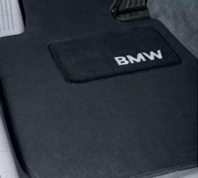 Запчасть BMW 51479124740