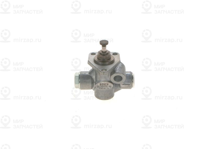 Топливный насос BOSCH 0440008174
