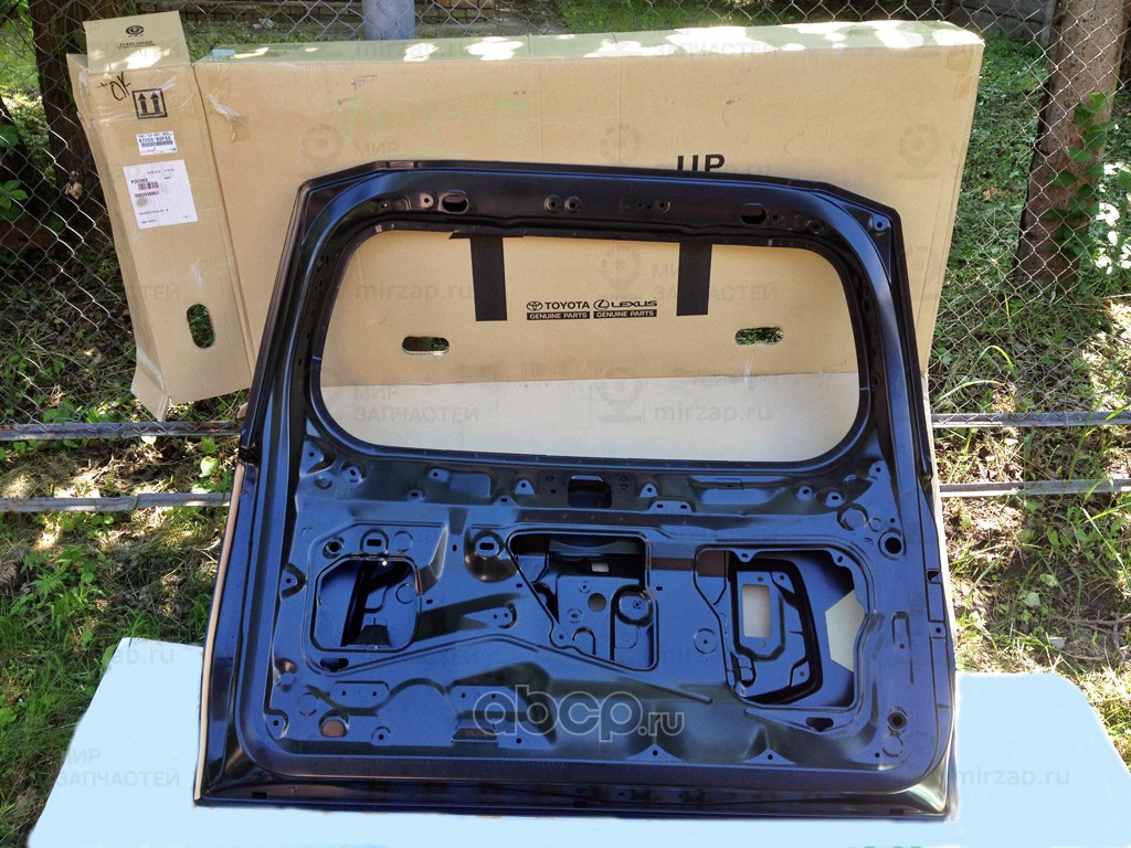 Запчасть TOYOTA 6700560F50