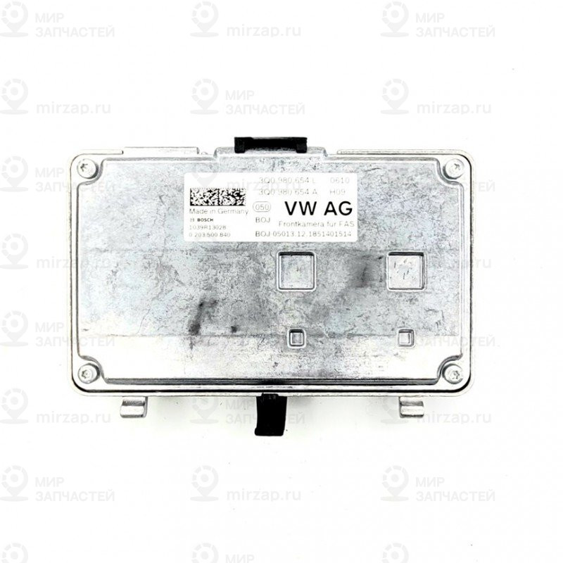Kamera
 VAG 3Q0980654L