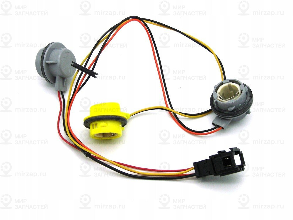 Патрон лампы с проводами
 VAG 4L0945221B