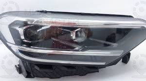 Фара
 VAG 6N5941114A