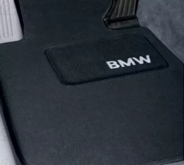 Комплект ножных ковриков Velours EVERESTGRAU BMW 51477221381